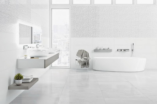 Белая керамическая плитка – универсальное решение интерьера